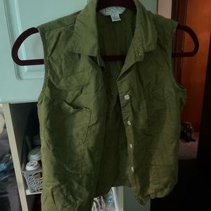 Casual corner Anne x petiete small green vest